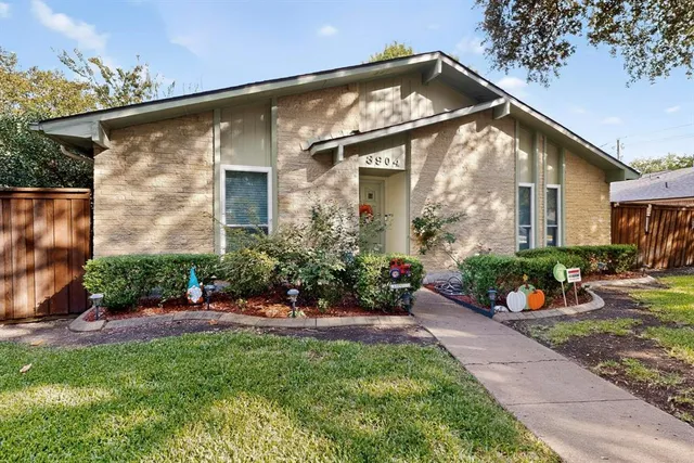 $330,000 | 3904 Villa Downs Drive, Plano, TX 75023