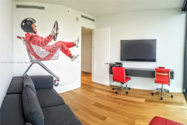 $4,500,000 | 18555 Collins Avenue, Unit 3005, Sunny Isles Beach, FL 33160