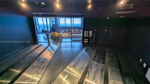 $4,500,000 | 18555 Collins Avenue, Unit 3005, Sunny Isles Beach, FL 33160