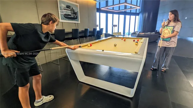 $4,500,000 | 18555 Collins Avenue, Unit 3005, Sunny Isles Beach, FL 33160