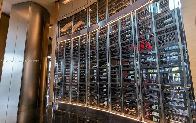 $4,500,000 | 18555 Collins Avenue, Unit 3005, Sunny Isles Beach, FL 33160