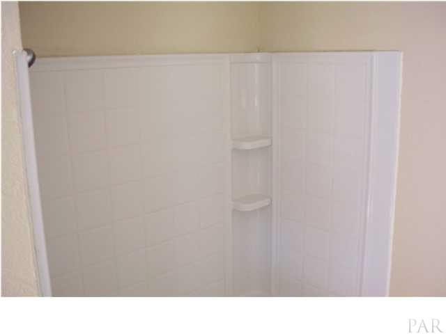 8230 Parker Road Milton, FL 32570 - Photo 13 of 15 Guesthouse shower/bath