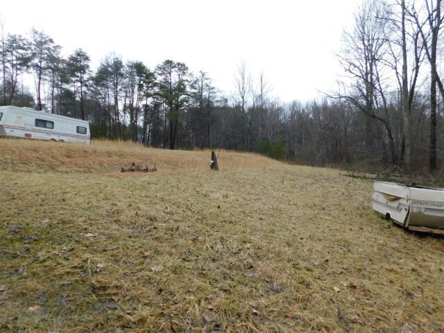 16907 Harble Griffith Road Logan, OH 43138 - Photo 5 of 8 018