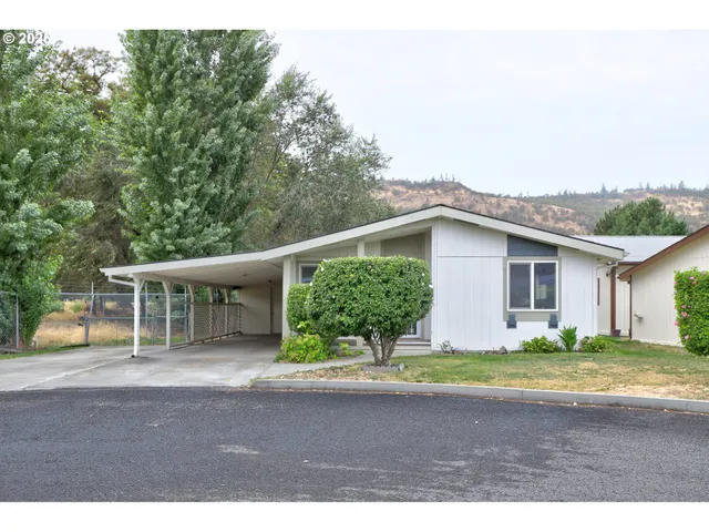 $259,000 | 950 Pomona Street West, Unit 127, The Dalles, OR 97058