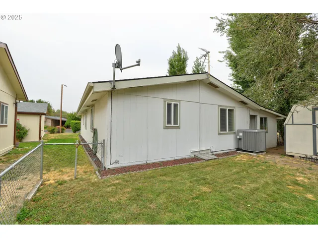 $259,000 | 950 Pomona Street West, Unit 127, The Dalles, OR 97058