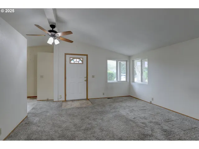 $259,000 | 950 Pomona Street West, Unit 127, The Dalles, OR 97058