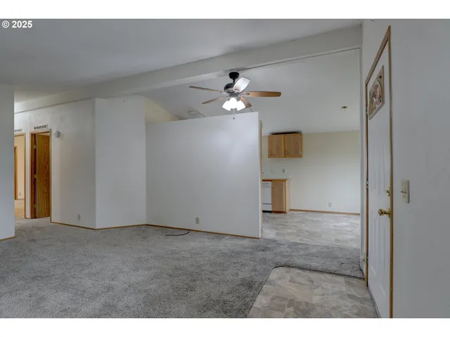 $259,000 | 950 Pomona Street West, Unit 127, The Dalles, OR 97058