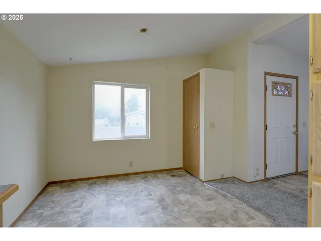 $259,000 | 950 Pomona Street West, Unit 127, The Dalles, OR 97058