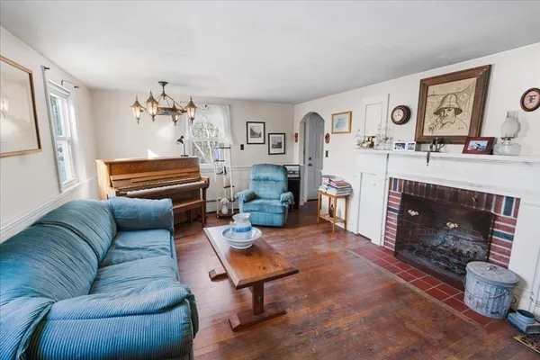 $639,900 | 11 Newbury Neck Road, Newbury, MA 01951