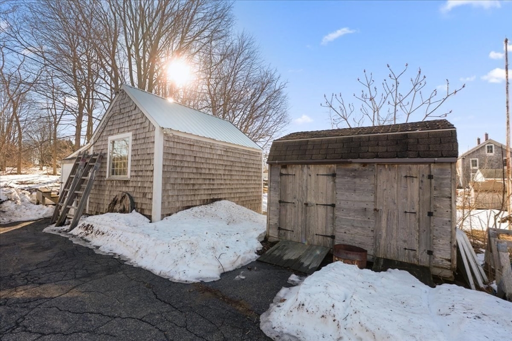 11 Newbury Neck Road Newbury, MA 01951 - Photo 16 of 25