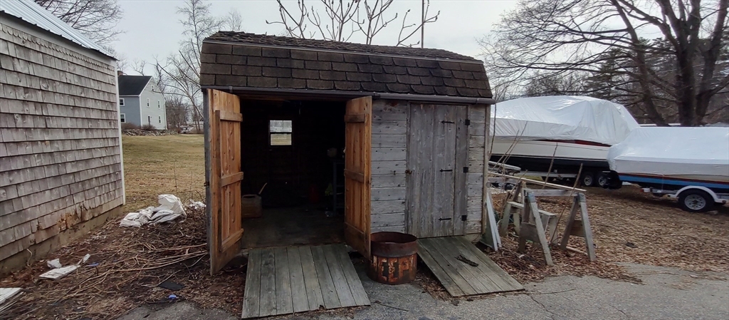 11 Newbury Neck Road Newbury, MA 01951 - Photo 17 of 25