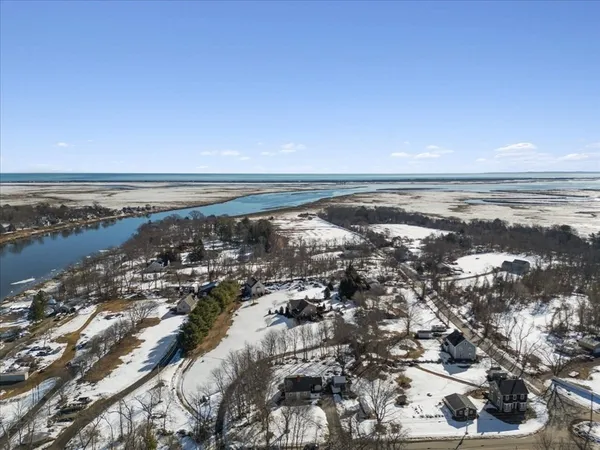 $639,900 | 11 Newbury Neck Road, Newbury, MA 01951