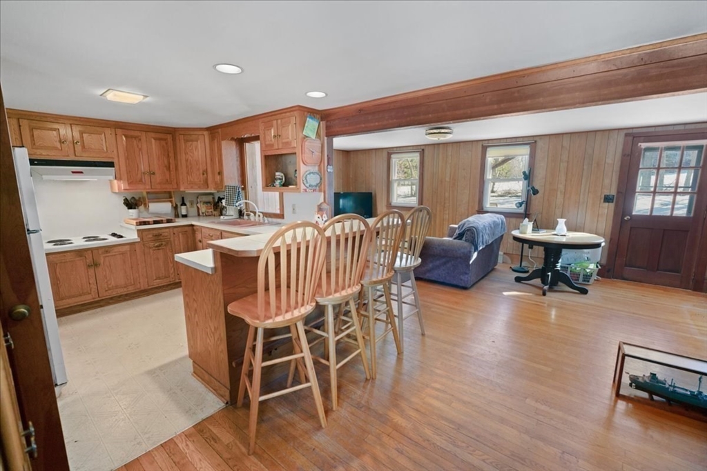 11 Newbury Neck Road Newbury, MA 01951 - Photo 4 of 25