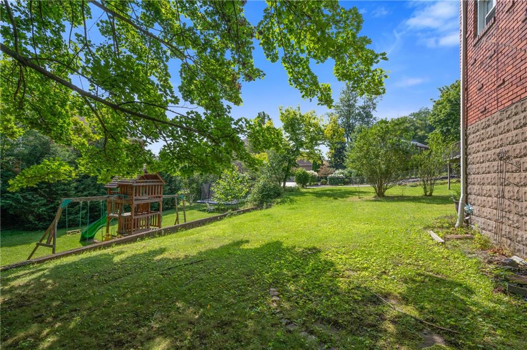 2955 Fernwald Road Pittsburgh, PA 15217 - Photo 27 of 28 Gallery Image 27