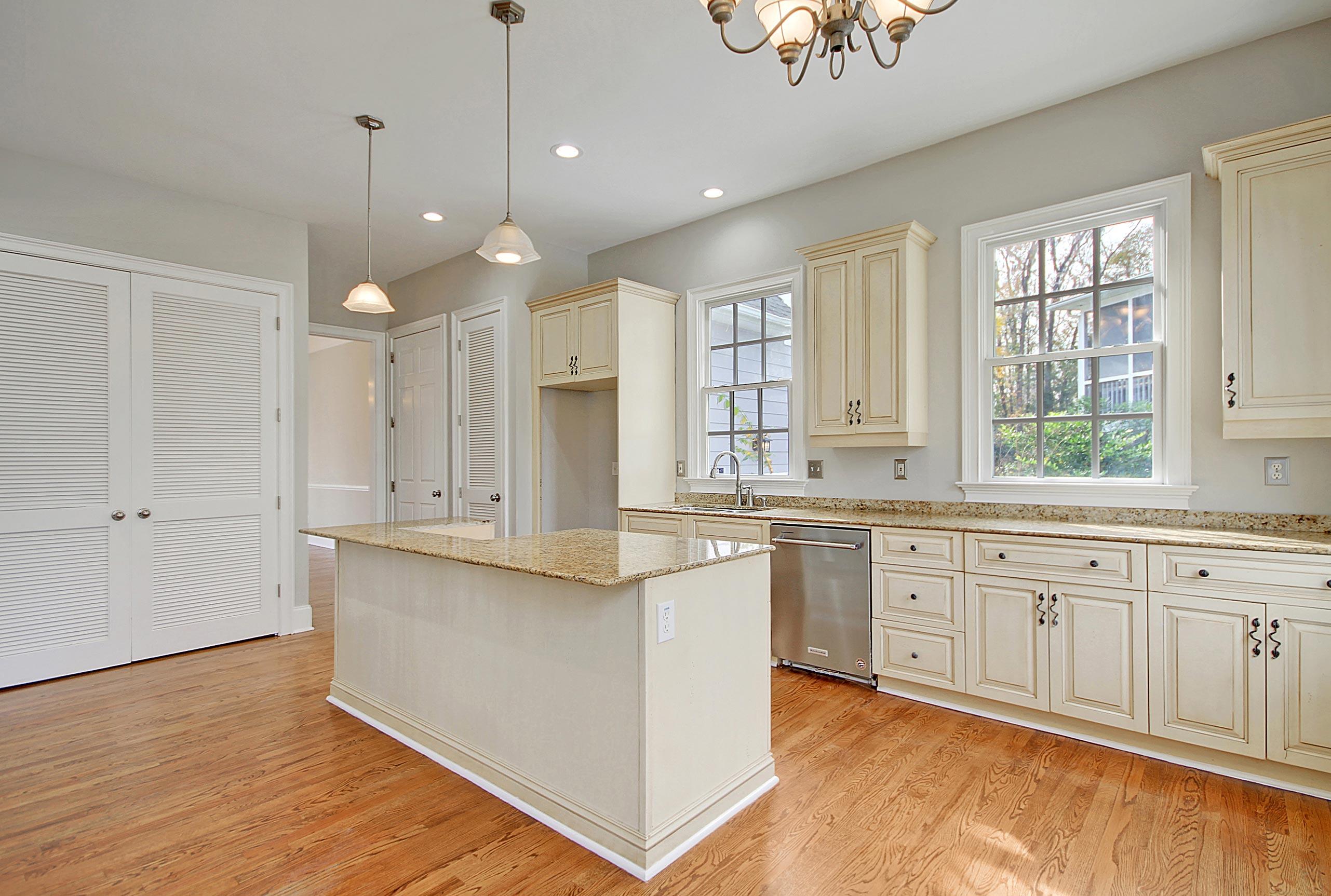 1179 Quick Rabbit Loop Charleston, SC 29414 - Photo 15 of 48 Kitchen from Eat-In