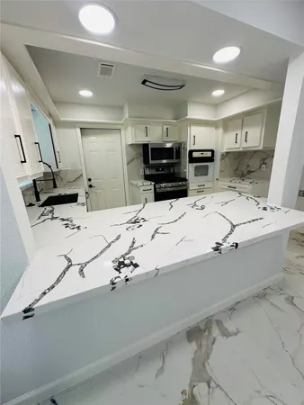 $3,200 | 7131 Carvel Lane, Houston, TX 77074