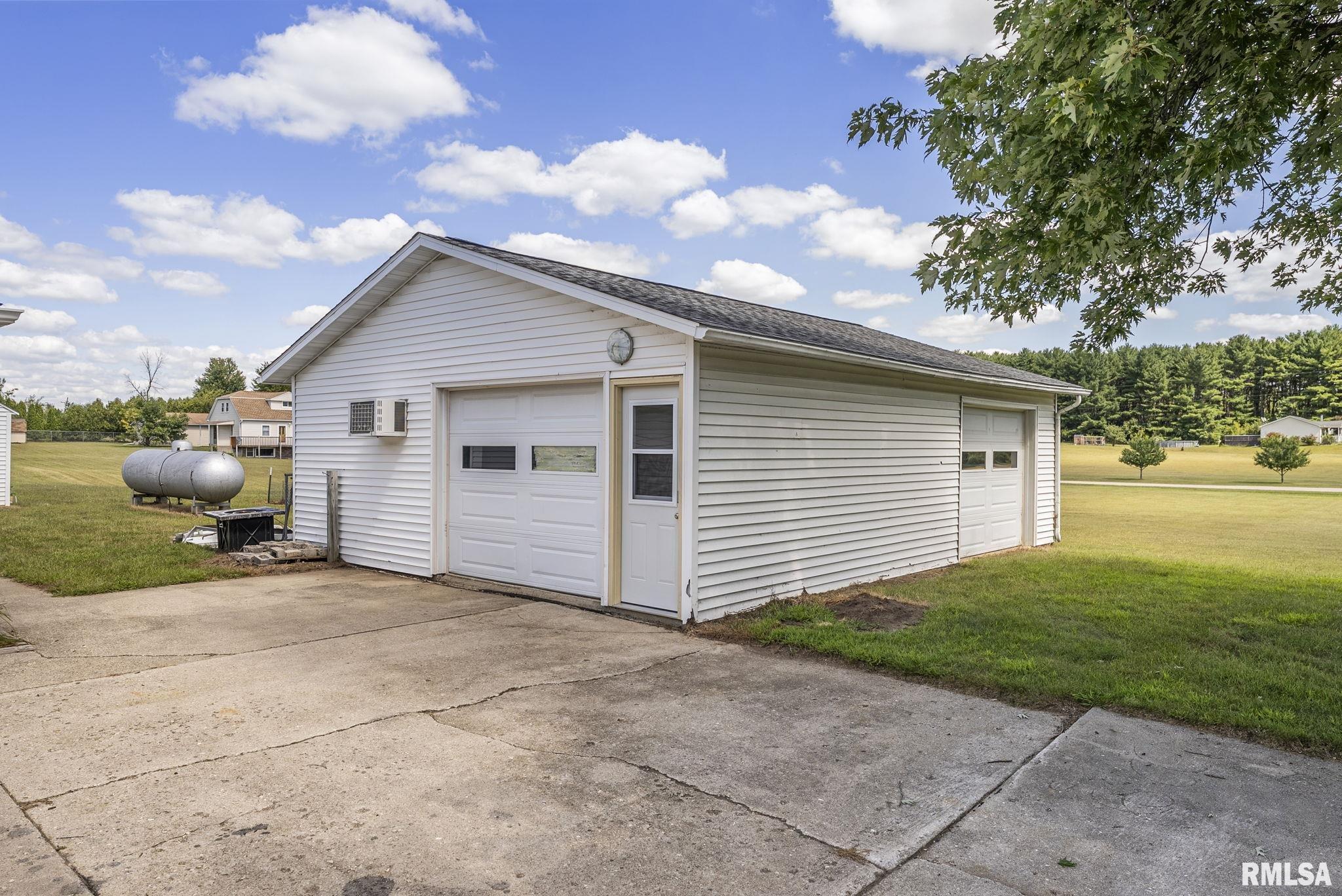 8450 Star Road Erie, IL 61250 - Photo 20 of 35