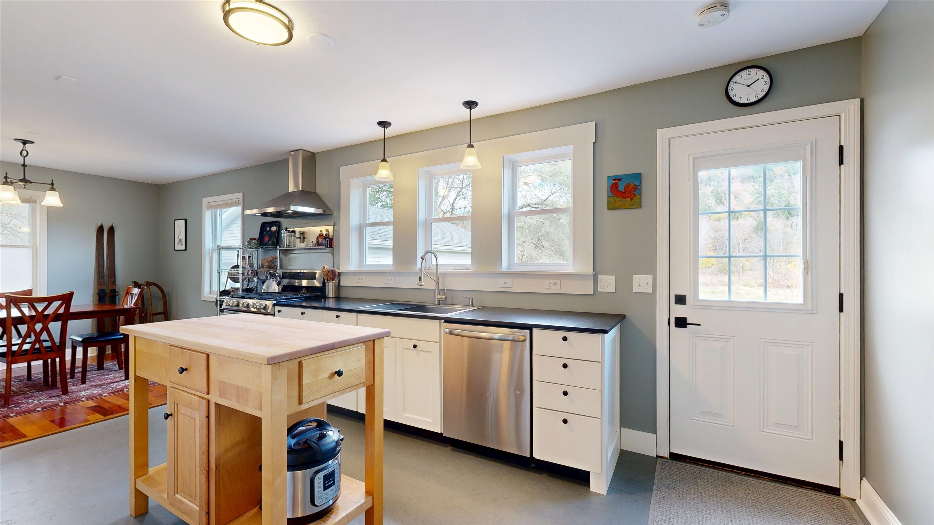 1189 Main Road Huntington, VT 05462 - Photo 3 of 15 Gallery Image 3