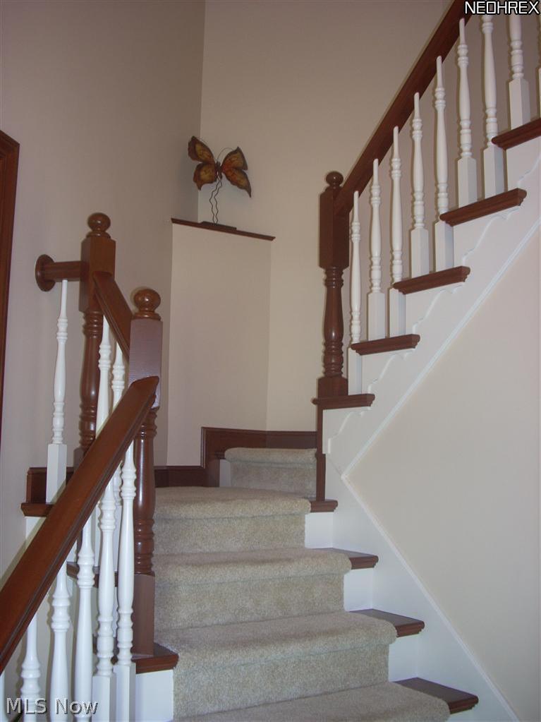 1352 Ashwood Road Akron, OH 44312 - Photo 4 of 25 Gallery Image 4