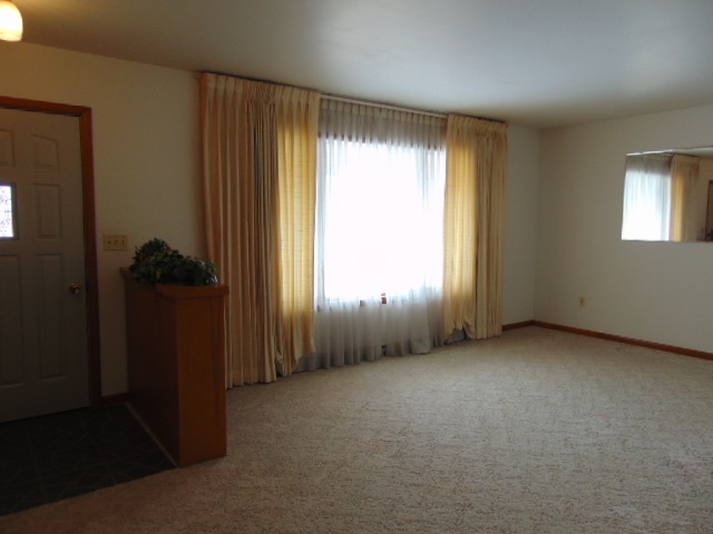 1315 North State Road Ithaca, MI 48847 - Photo 17 of 62 1871877-17.JPG