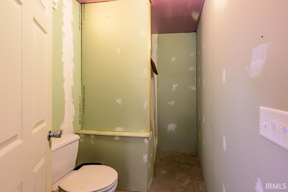 8277 Shiloh Road Boonville, IN 47601 - Photo 9 of 27