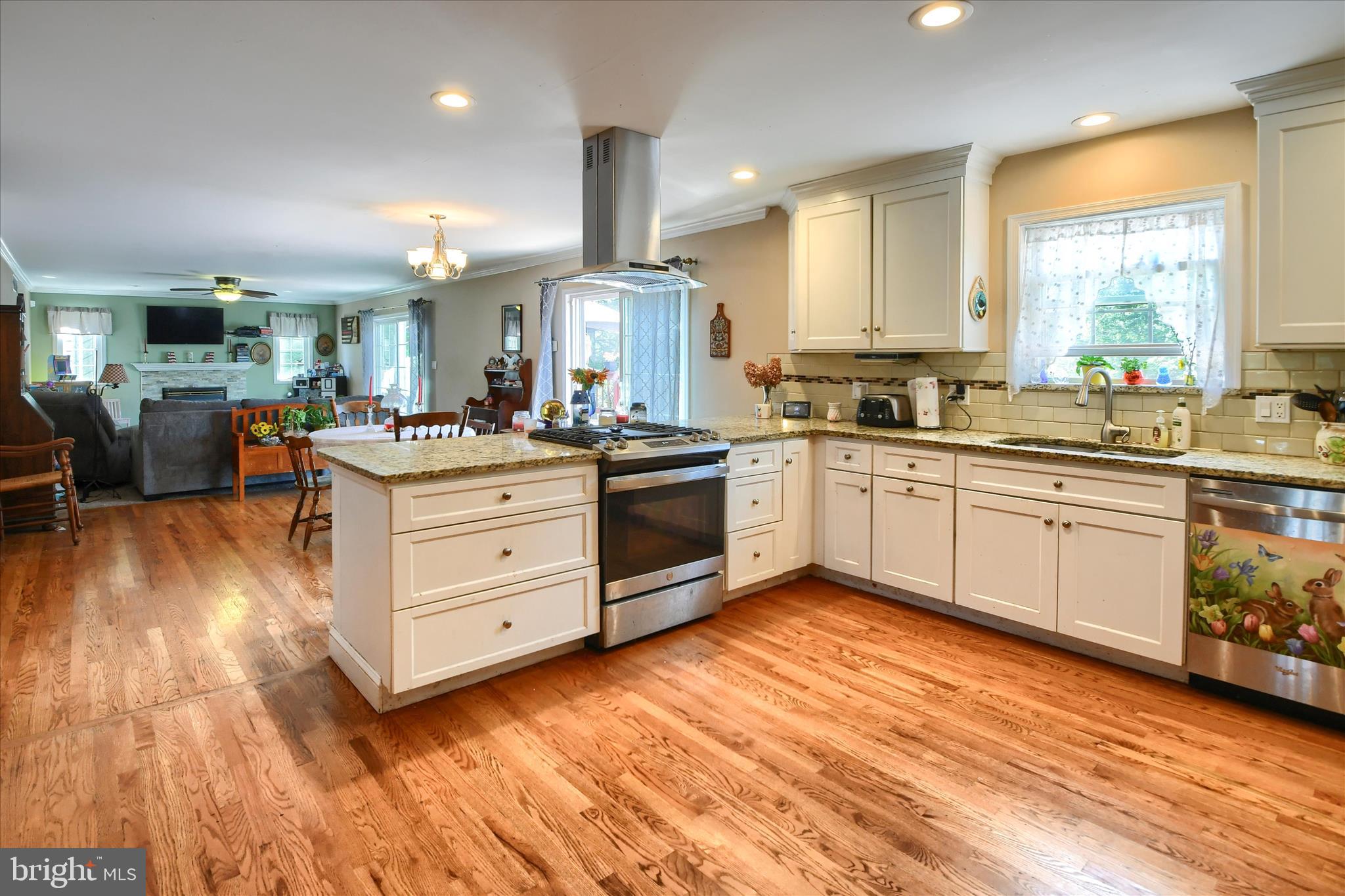 1010 Sweetbriar Road Perkasie, PA 18944 - Photo 14 of 59 Kitchen
