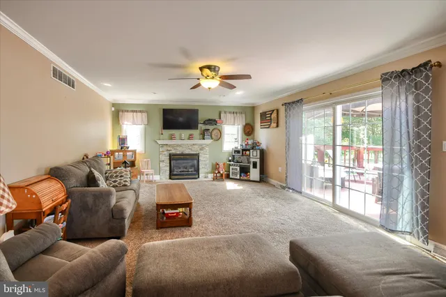 $980,000 | 1010 Sweetbriar Road, Perkasie, PA 18944