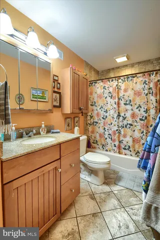 $980,000 | 1010 Sweetbriar Road, Perkasie, PA 18944