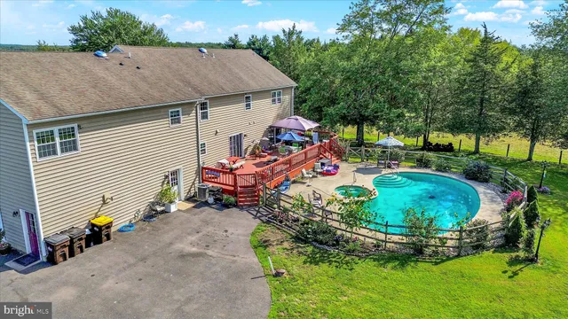 $980,000 | 1010 Sweetbriar Road, Perkasie, PA 18944