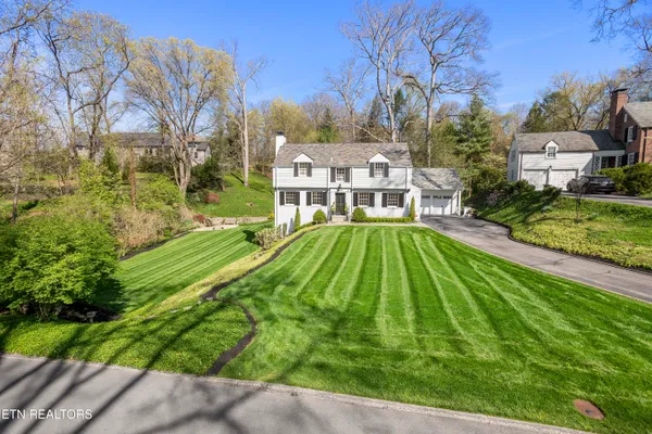$1,569,000 | 4121 Towanda Trail Southwest, Knoxville, TN 37919
