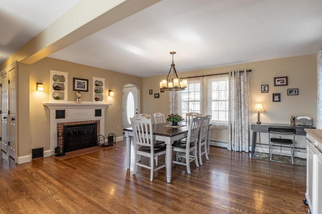 27 7 Star Road Groveland, MA 01834 - Photo 10 of 28 Gallery Image 10