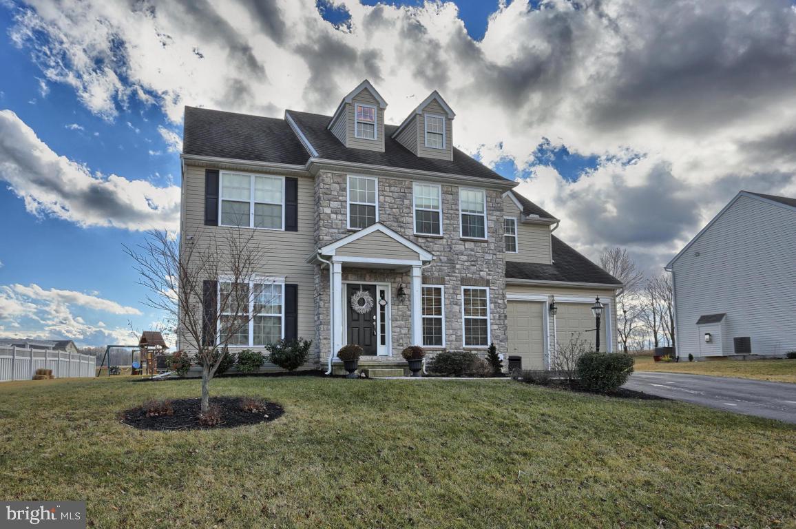 558 Royal Road Palmyra, PA 17078 - Photo 1 of 21 Gallery Image 1