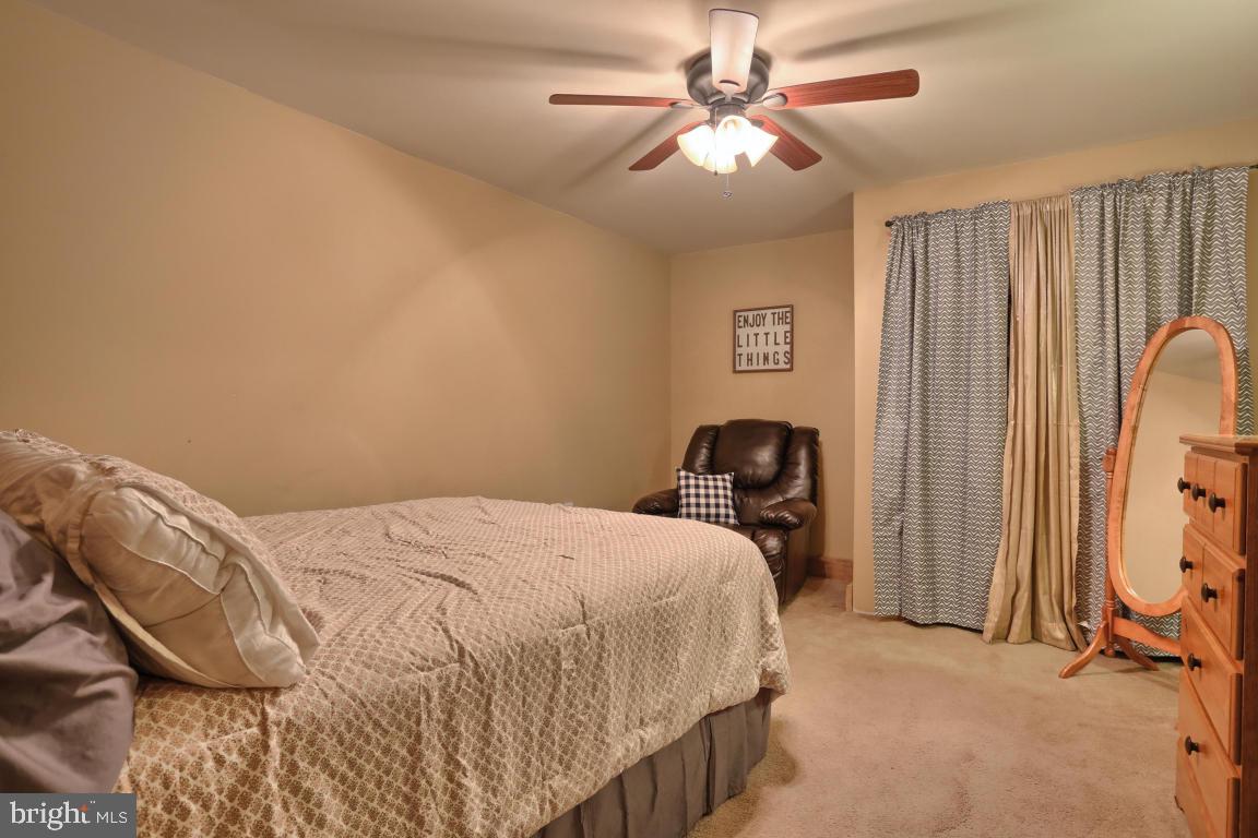 558 Royal Road Palmyra, PA 17078 - Photo 11 of 21 Gallery Image 11