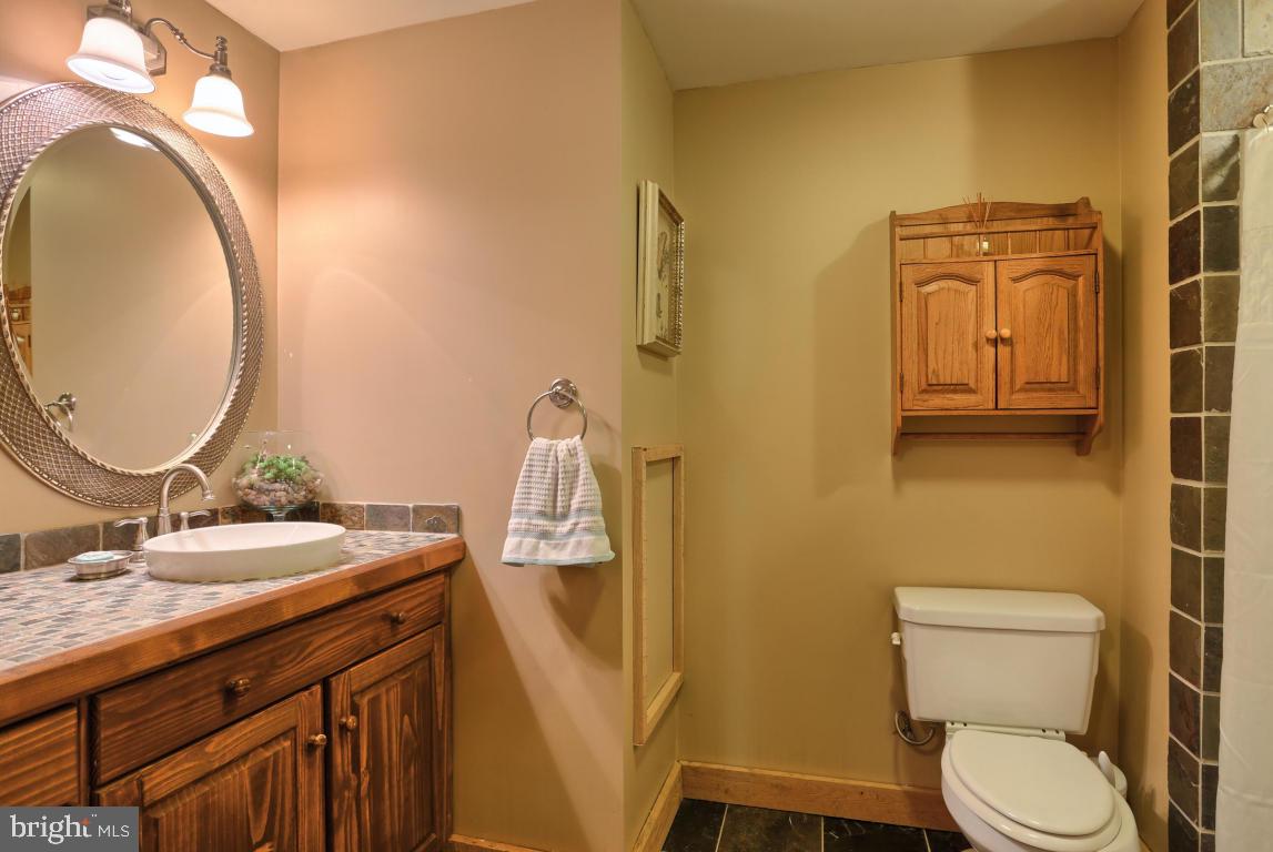 558 Royal Road Palmyra, PA 17078 - Photo 8 of 21 Gallery Image 8