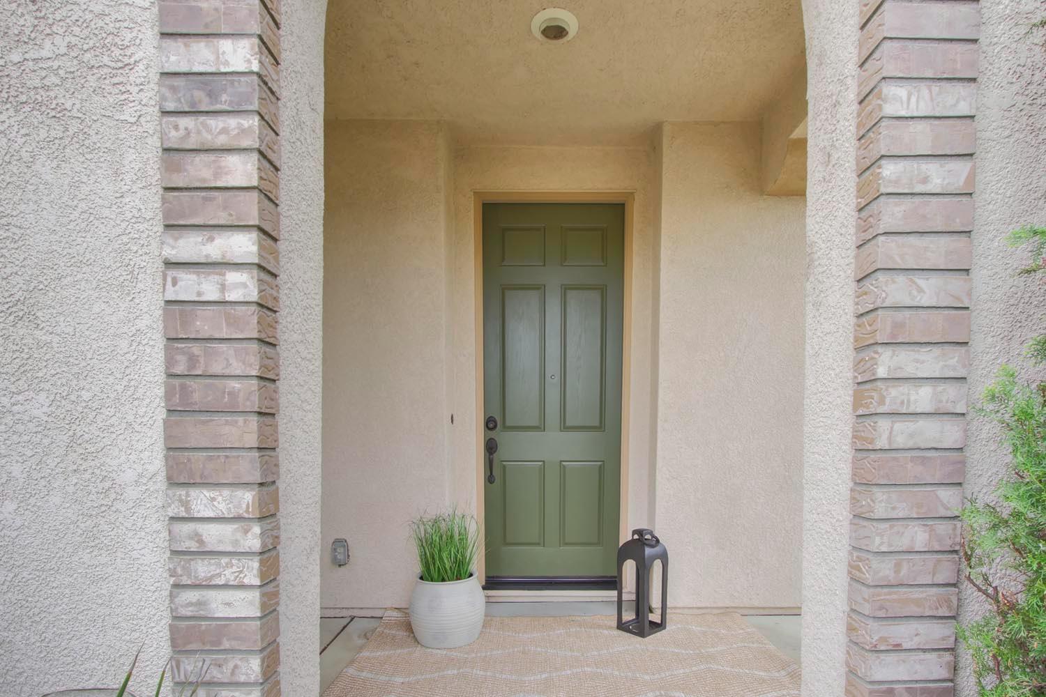 2128 Ragen Place Woodland, CA 95776 - Photo 3 of 40 a bathroom with a shower