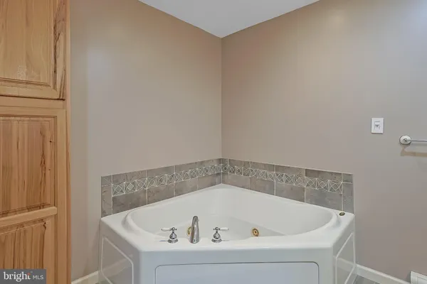 $639,900 | 40 Amandas Lane, Keyser, WV 26726