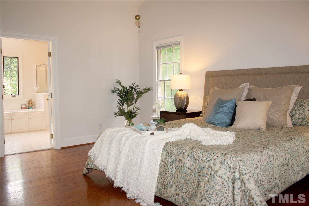 2705 Ridge Road Raleigh, NC 27612 - Photo 16 of 25