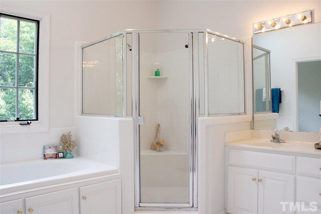 2705 Ridge Road Raleigh, NC 27612 - Photo 17 of 25