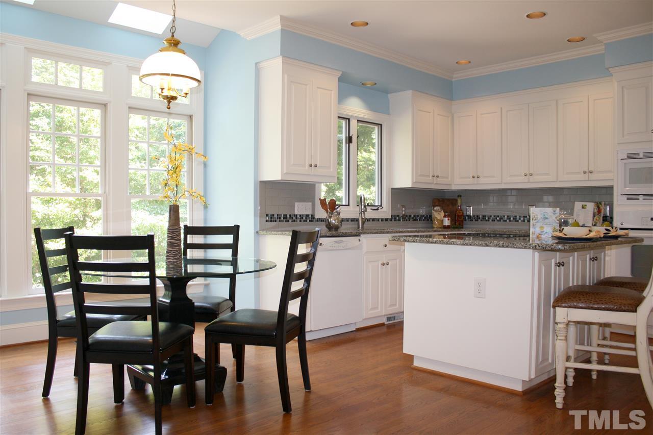2705 Ridge Road Raleigh, NC 27612 - Photo 6 of 25