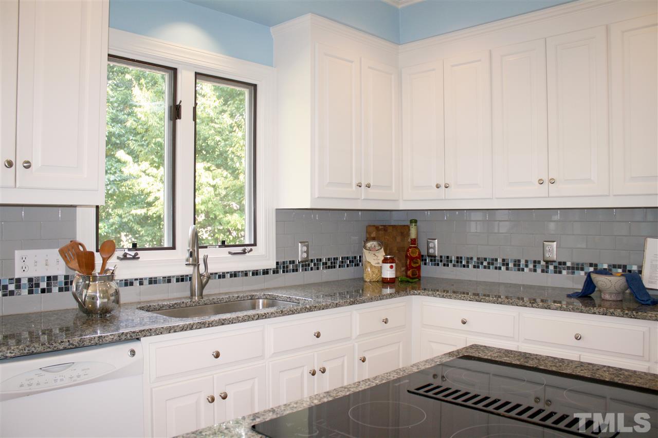 2705 Ridge Road Raleigh, NC 27612 - Photo 9 of 25