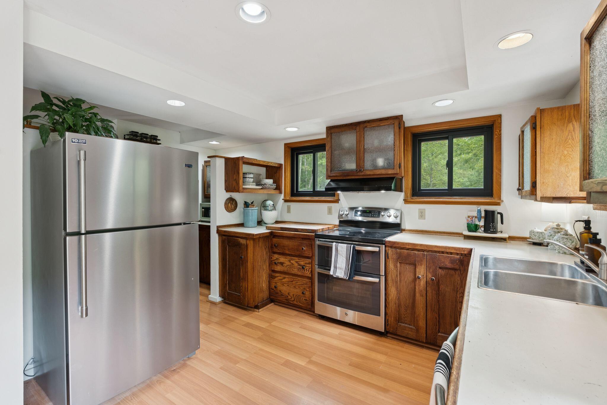 44 Gilman Road Buxton, ME 04093 - Photo 14 of 96 Kitchen