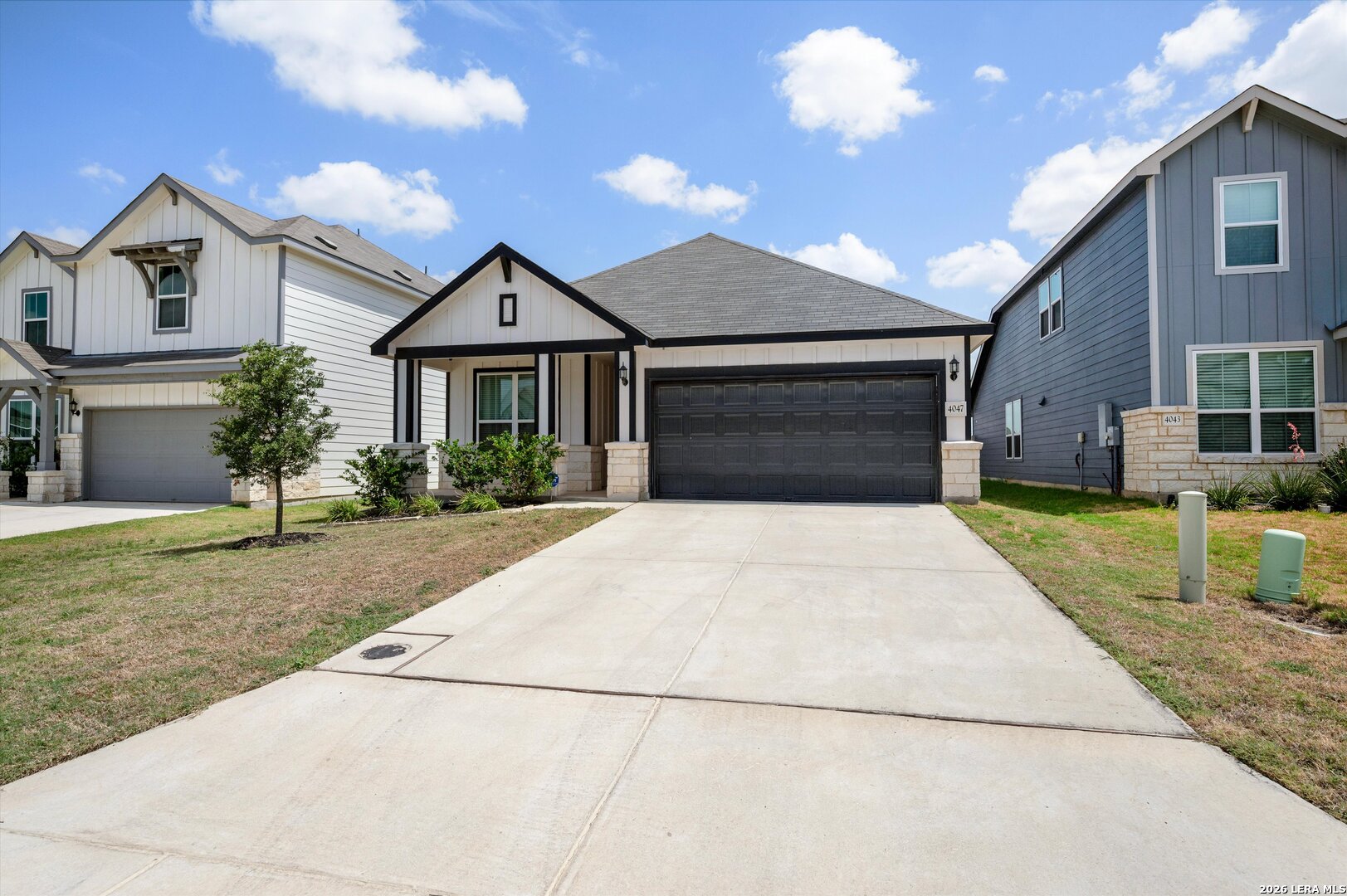 4047 Wild Bloom Road Seguin, TX 78155 - Photo 3 of 29 Gallery Image 3