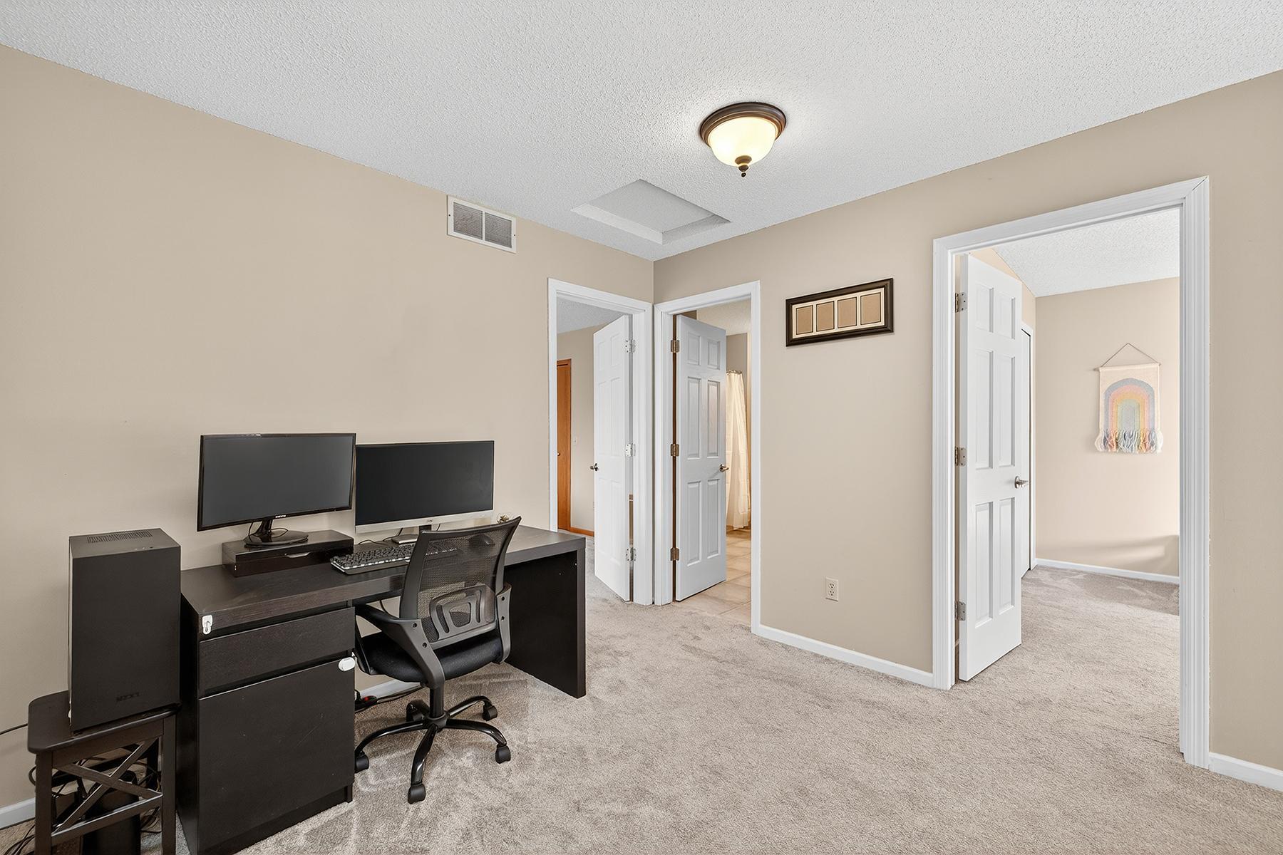 15511 Gateway Path, Unit 132 Apple Valley, MN 55124 - Photo 23 of 38