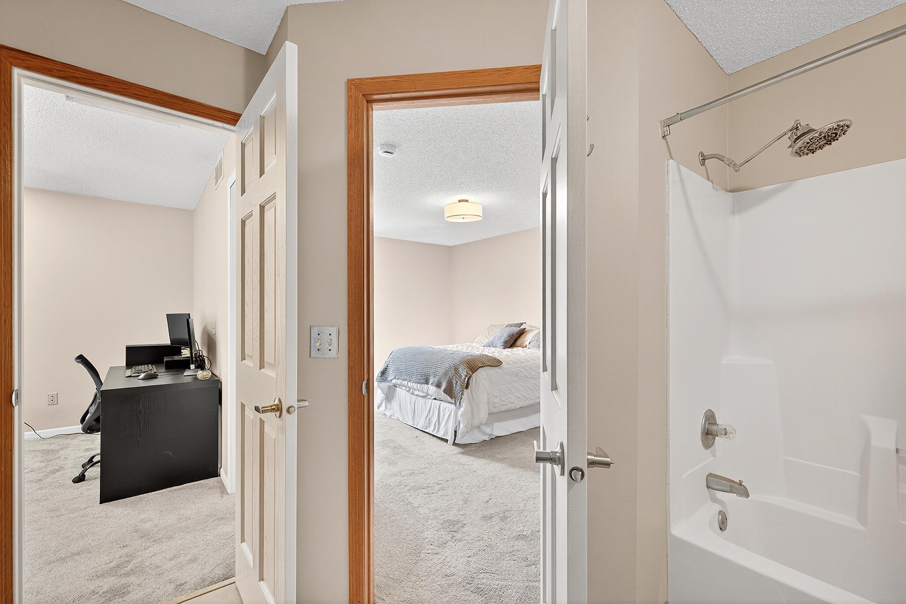 15511 Gateway Path, Unit 132 Apple Valley, MN 55124 - Photo 32 of 38