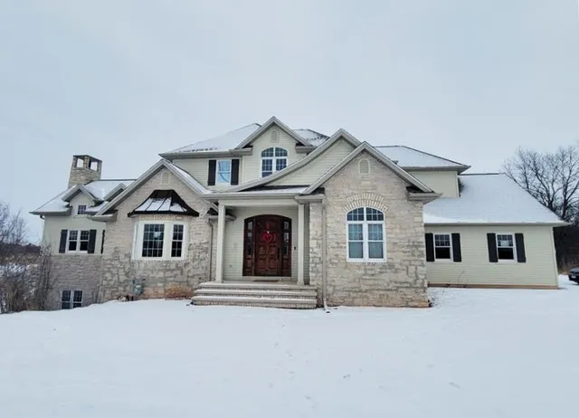 $925,000 | 5305 Goldust Court, Rockland, WI 54115