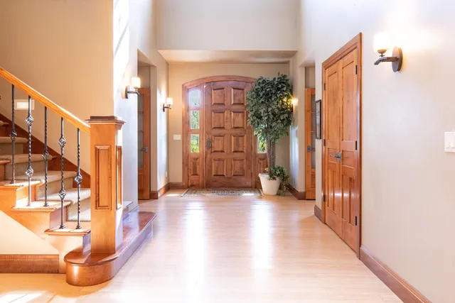 $925,000 | 5305 Goldust Court, Rockland, WI 54115