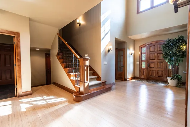 $925,000 | 5305 Goldust Court, Rockland, WI 54115