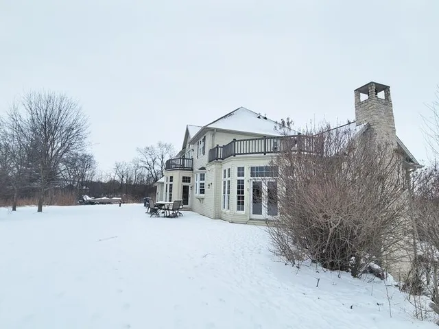 $925,000 | 5305 Goldust Court, Rockland, WI 54115