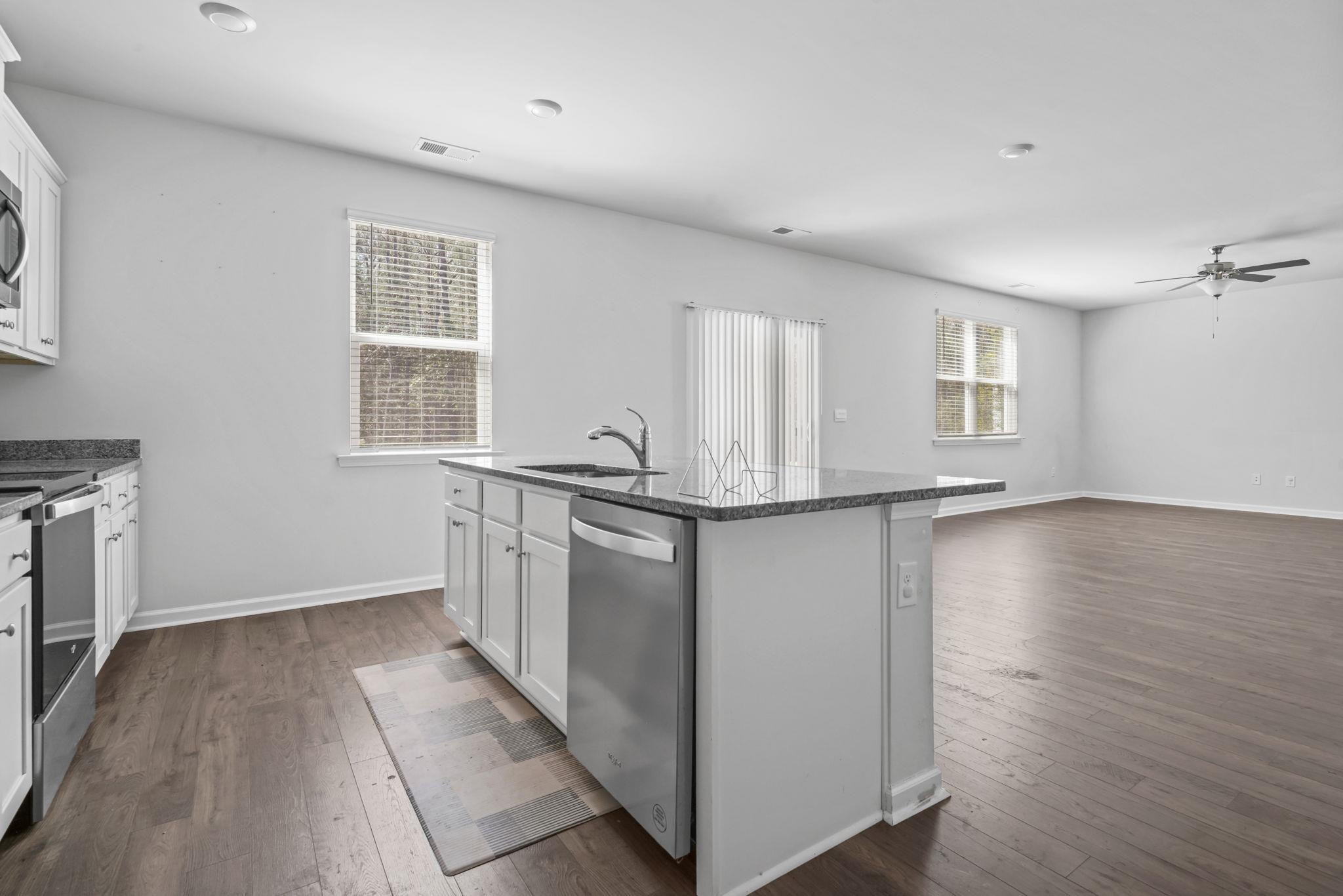 543 Meadowgrass Court Myrtle Beach, SC 29588 - Photo 13 of 40