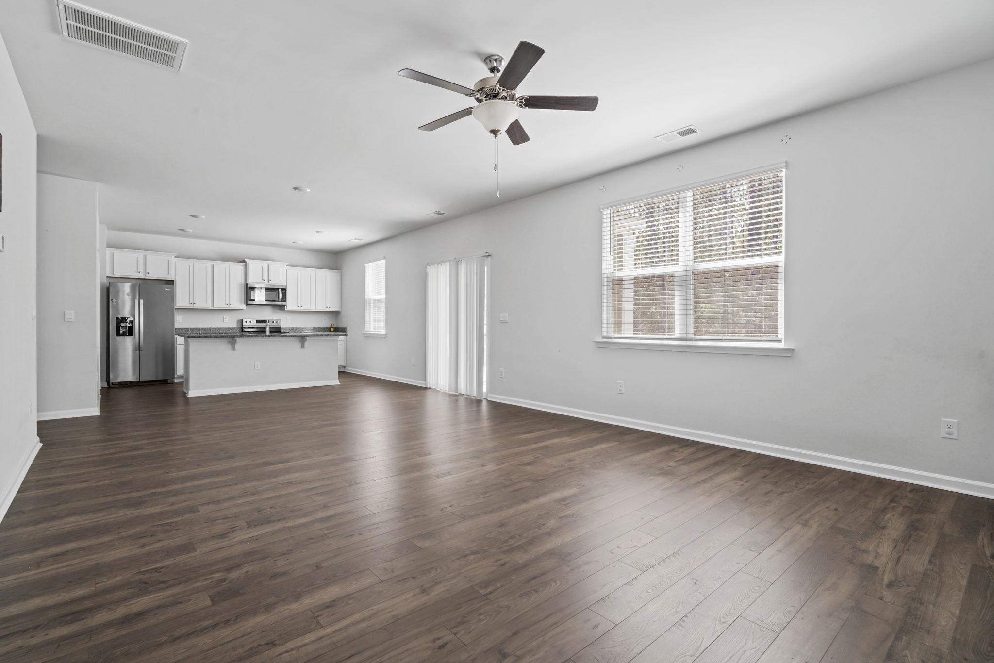 543 Meadowgrass Court Myrtle Beach, SC 29588 - Photo 3 of 40